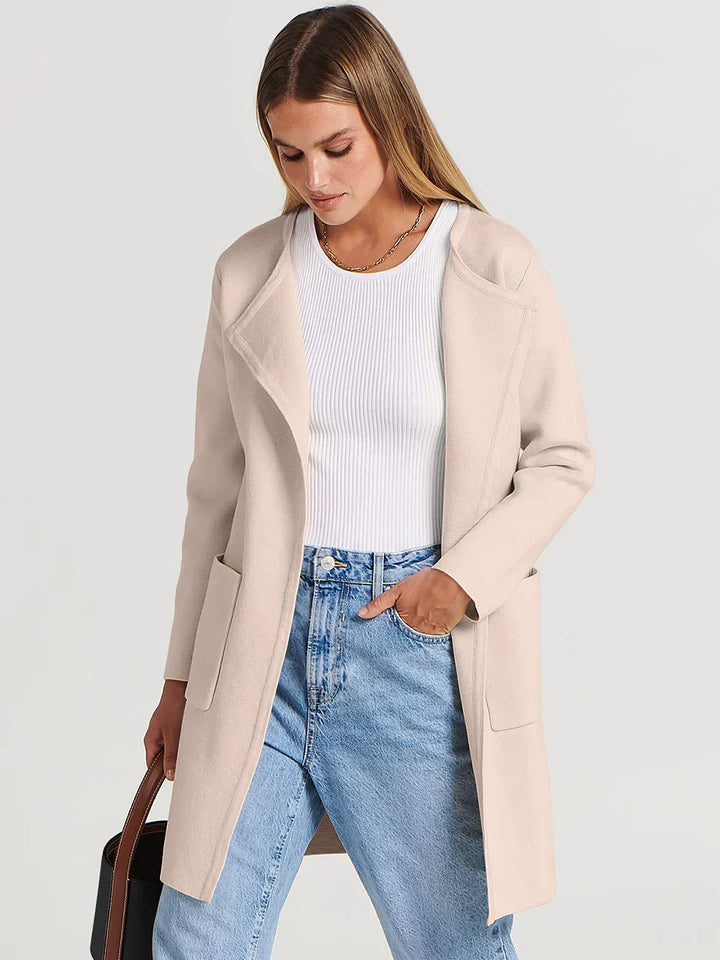 Mirla | Kappa Lös Passform Knälång Bred Revers Minimalistisk Design-Eva Jonsson