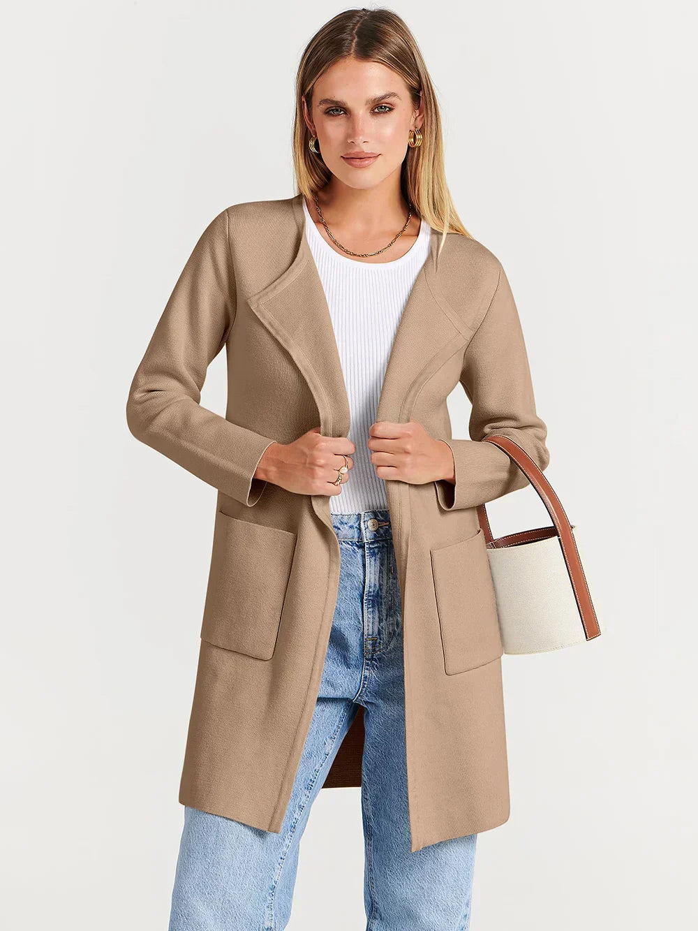Mirla | Kappa Lös Passform Knälång Bred Revers Minimalistisk Design-Eva Jonsson