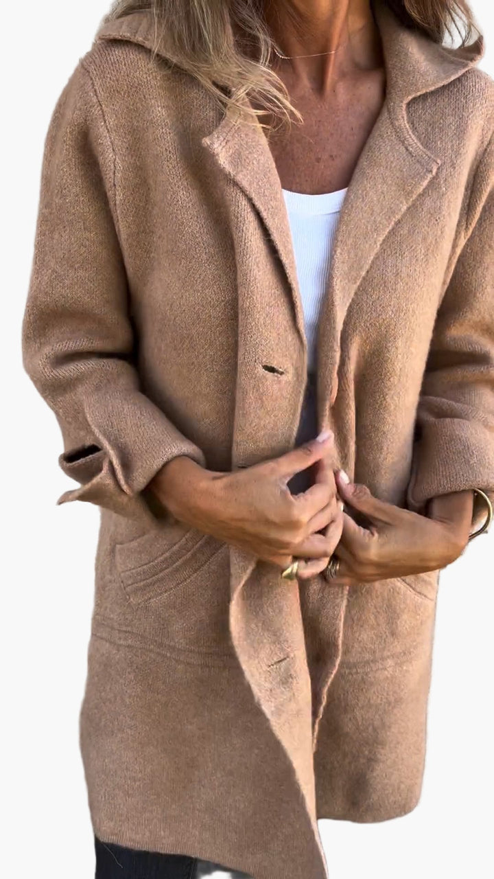 Mirla | Kappa med Elegant Revers - Lång Övergångsjacka för Vardag och Kontor-Eva Jonsson