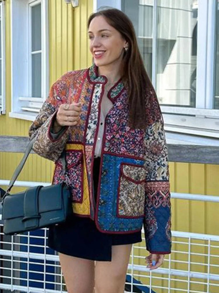 Mirla | Kappa med blommönster och lapplappfickor-Eva Jonsson