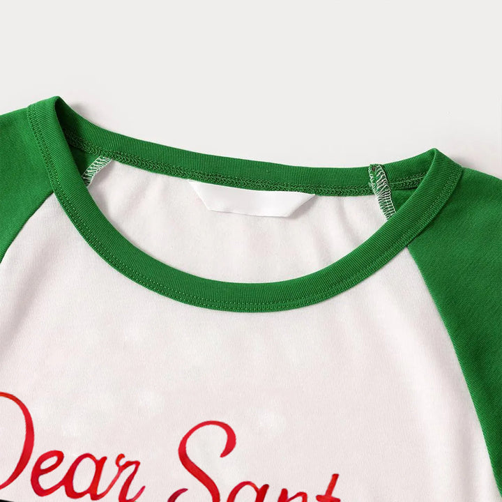 Mirla | Kära Jultomte Du Är De Stygga' Bokstavstryck Avslappnade Långärmade Sweatshirts Grön Kontrast Topp och Svart-Grön Rutig Byxa Familjepassande Raglan Långärmad Pyjamas-Set med Hundbandana-Eva Jonsson