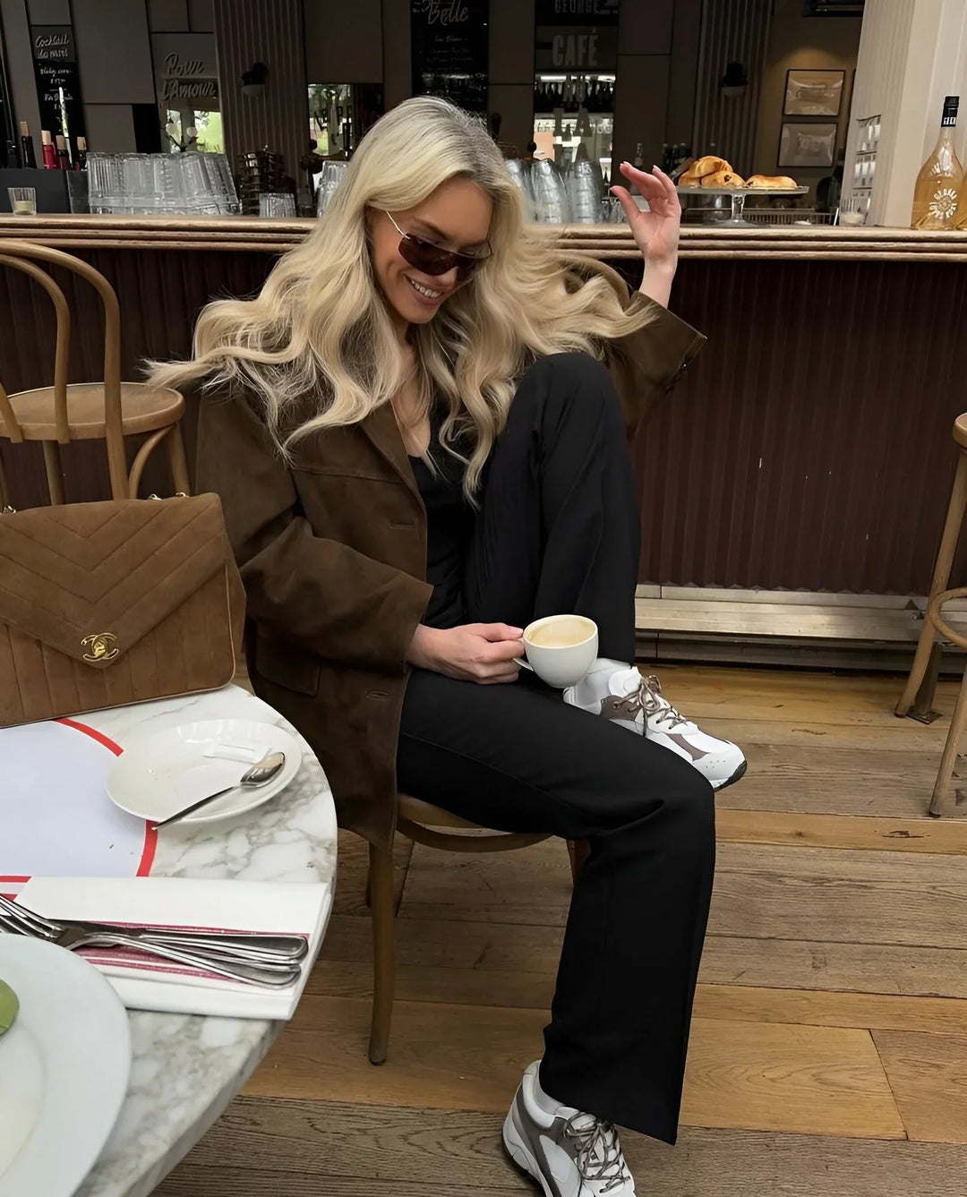 Mirla | Klassisk Mocka Blazer för Kvinnor-Eva Jonsson