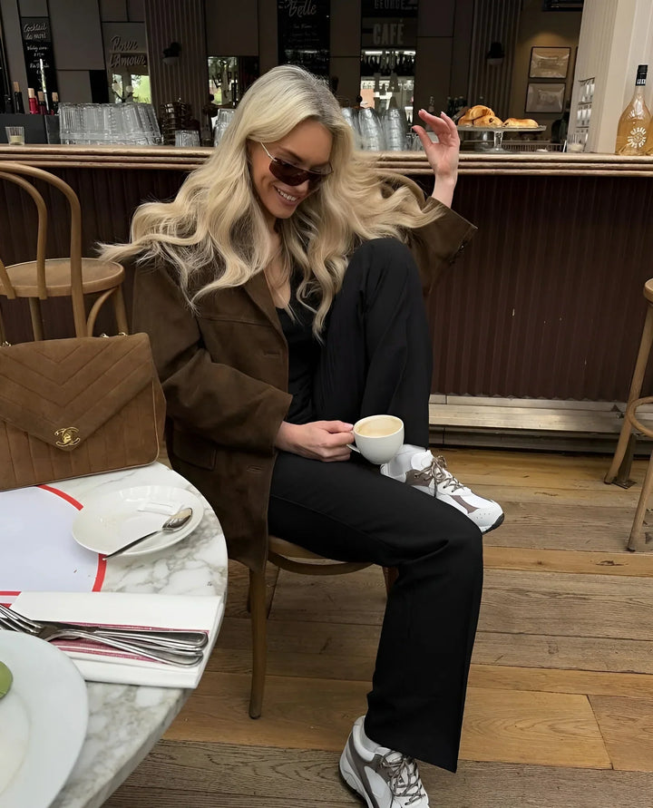 Mirla | Klassisk Mocka Blazer för Kvinnor-Eva Jonsson