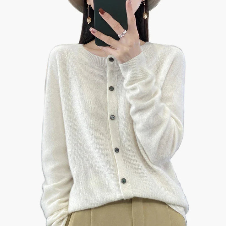 Mirla | Klassisk Stickad Cardigan - Elegant Vardagsstil för Kontor och Fritid-Eva Jonsson