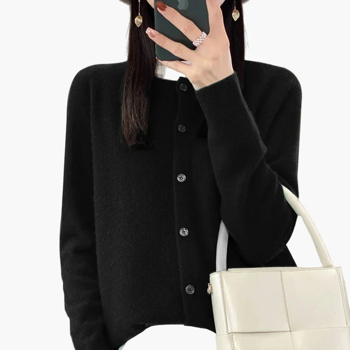 Mirla | Klassisk Stickad Cardigan - Elegant Vardagsstil för Kontor och Fritid-Eva Jonsson