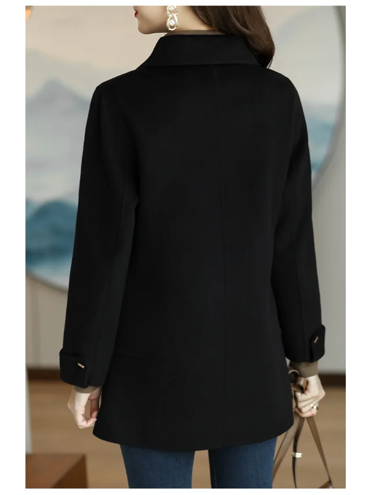 Mirla | Klassisk trenchcoat med spetskrage-Eva Jonsson