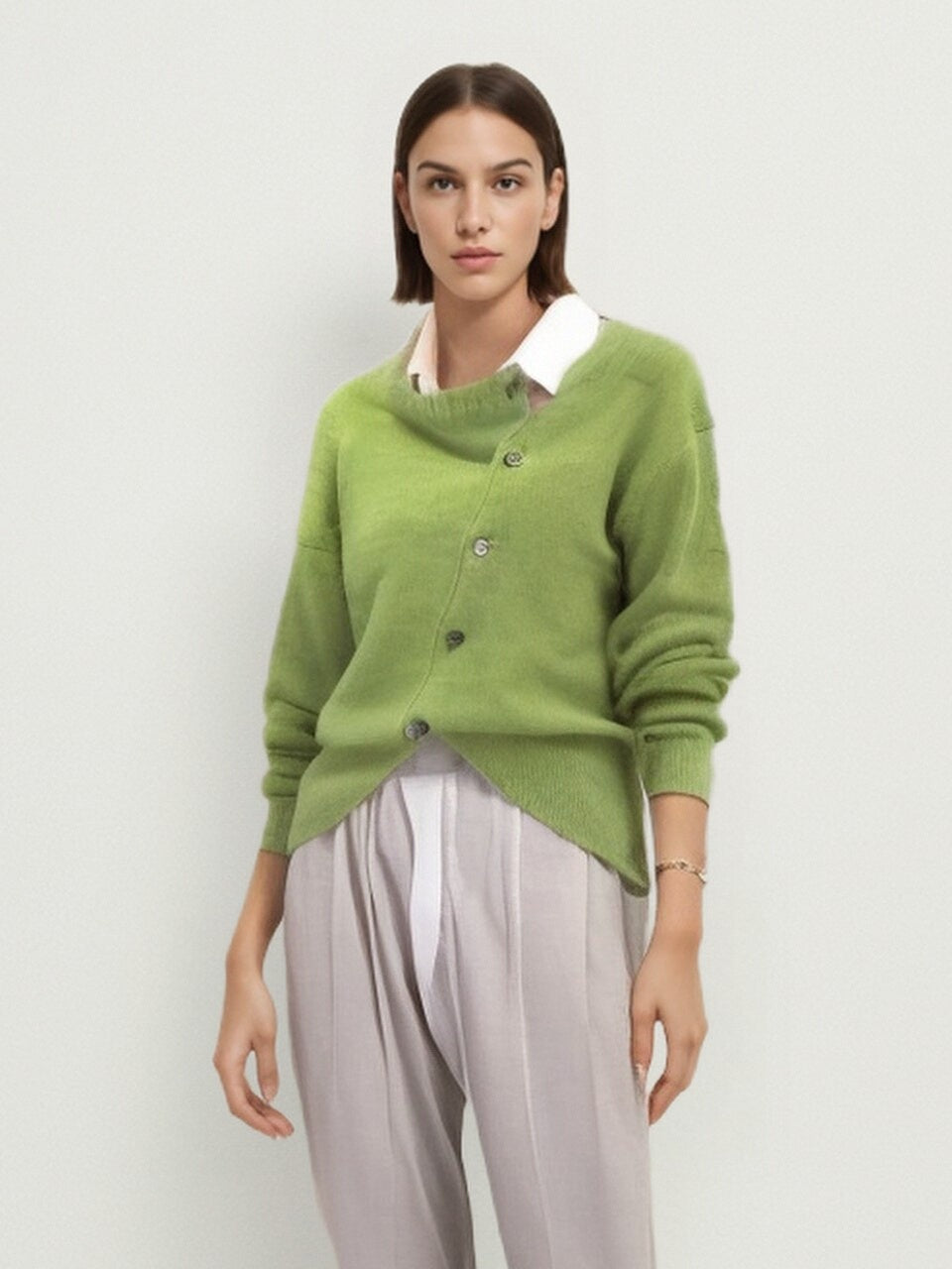 Mirla | Knitjacka Ullblandning Asymmetrisk Stängning Lätt Passform Elegant och Bekväm-Eva Jonsson
