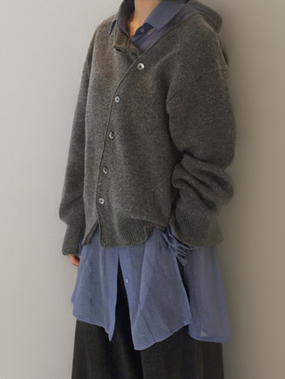 Mirla | Knitjacka Ullblandning Asymmetrisk Stängning Lätt Passform Elegant och Bekväm-Eva Jonsson