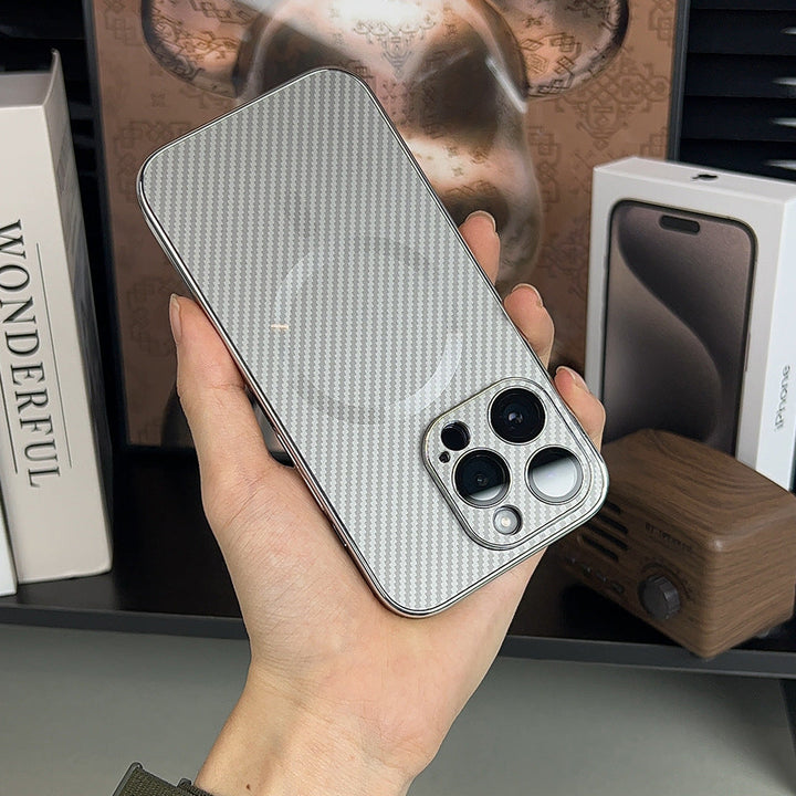 Mirla | Kolfiber MagSafe iPhone-fodral: Ultratunnt & Represistent-Eva Jonsson