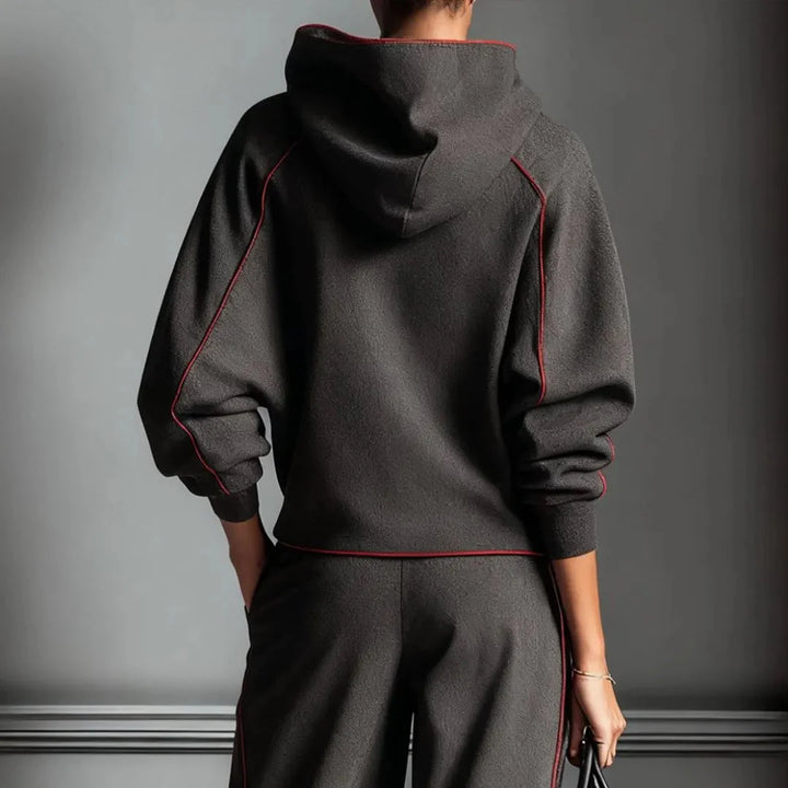 Mirla | Kolgrå Röd Kontrast Bind Hoodie-Eva Jonsson