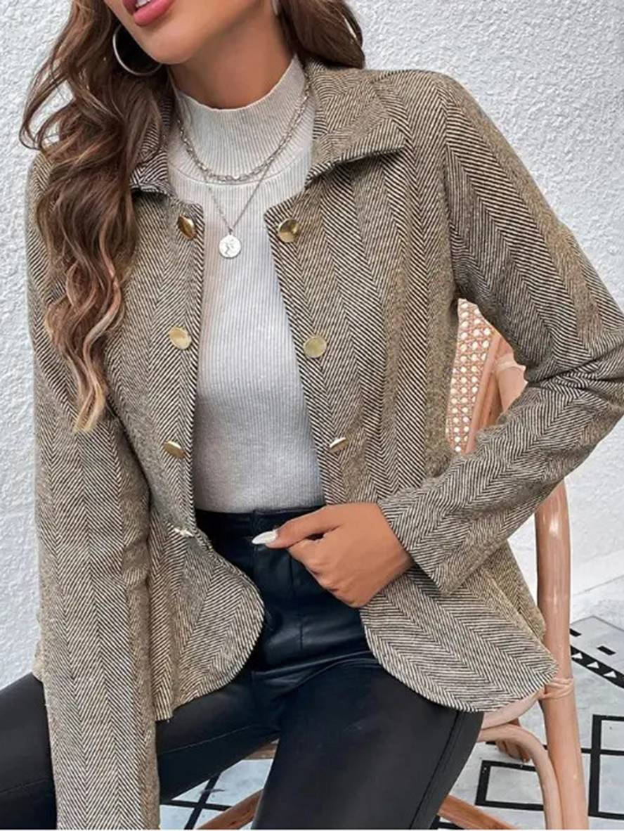 Mirla | Kort Blazer Chevron Peplum Dubbla Knappar Stängning Reverskrage Långa Ärmar Damer Elegant Lätt Jacka-Eva Jonsson