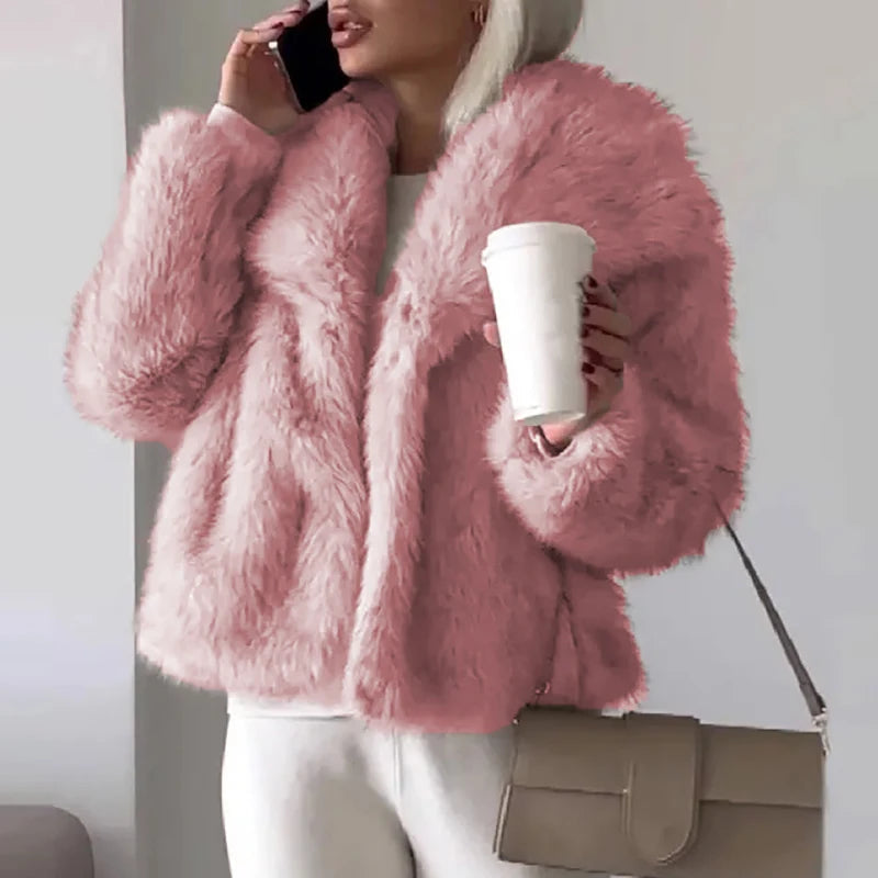 Mirla | Kort Konstpälsjacka - Elegant Lätt Vinterjacka för Mångsidig Mode-Eva Jonsson