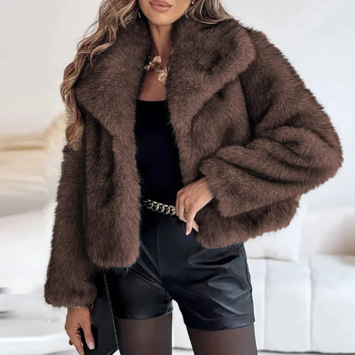 Mirla | Kort Konstpälsjacka - Elegant Lätt Vinterjacka för Mångsidig Mode-Eva Jonsson