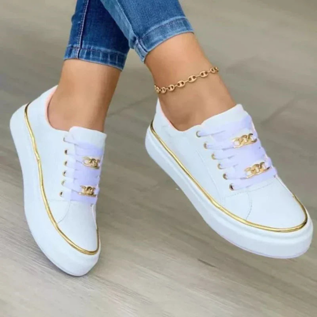 Mirla | Låg Topp Sneakers med Kedjedetalj Fritid för Damer-Eva Jonsson