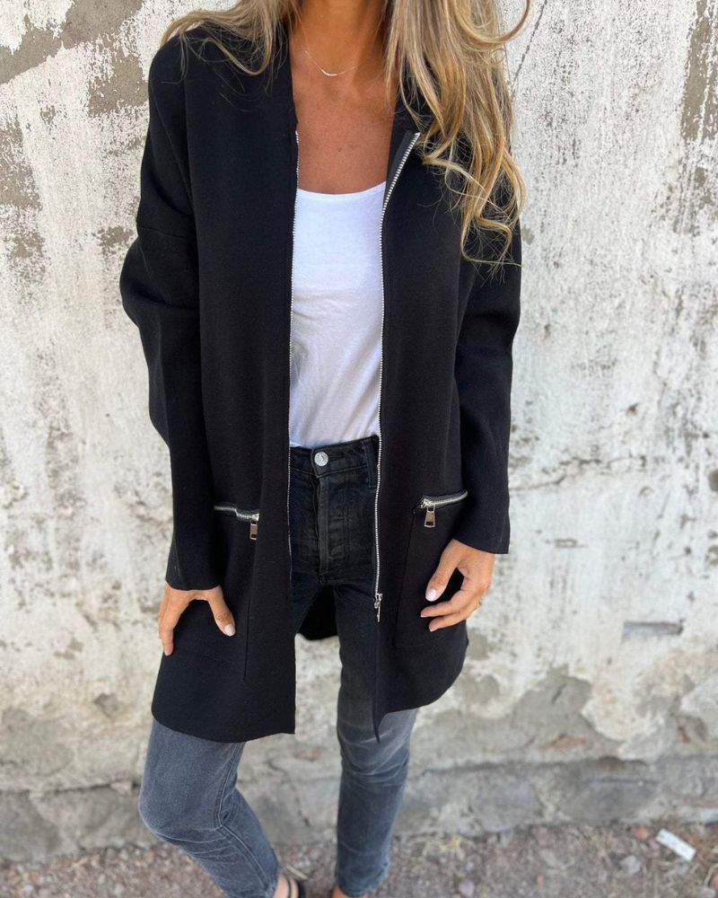 Mirla | Lång Cardigan med Minimalistisk Pr Präglning-Eva Jonsson