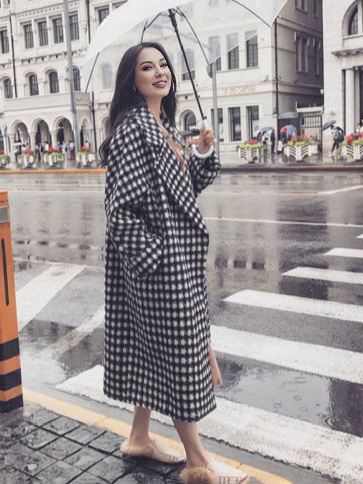 Mirla | Lång Kappa i Ull-Hönsnästa Varmt Fickor Kvinna Elegant Löst Oversize Fritid Vinter Ytterkläder-Eva Jonsson