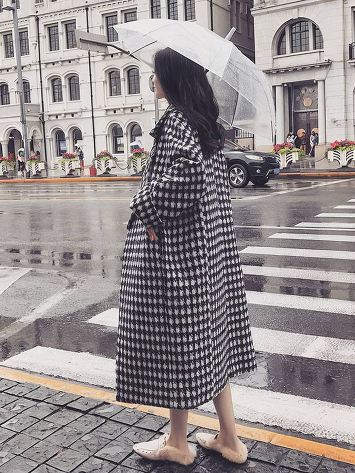 Mirla | Lång Kappa i Ull-Hönsnästa Varmt Fickor Kvinna Elegant Löst Oversize Fritid Vinter Ytterkläder-Eva Jonsson