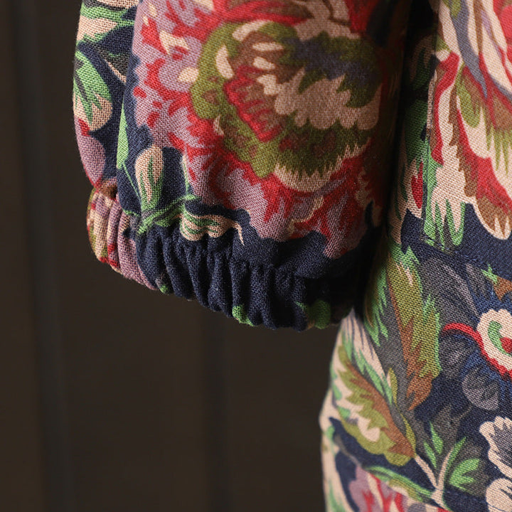 Mirla | Lång kappa i vintage-stil med blommönster-Eva Jonsson