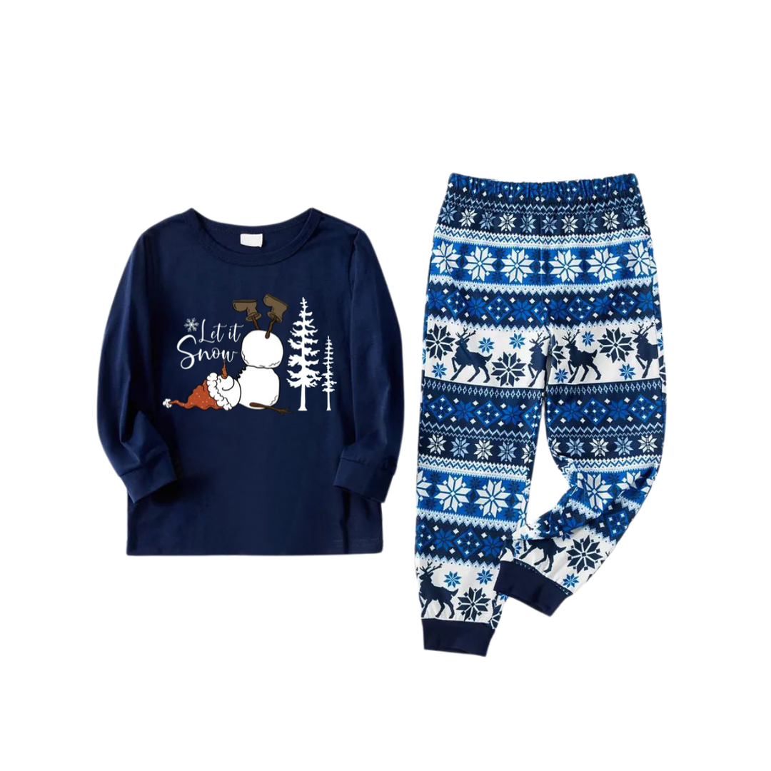 Mirla | Låt Det Snöa Slogan och Snögubbe Tryckt Blå Julpyjamas I Matchande Design-Eva Jonsson