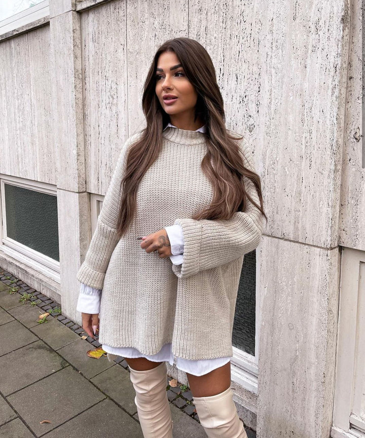 Mirla | Lätt Oversized Stickad Tröja I Mjuk Beige-Eva Jonsson