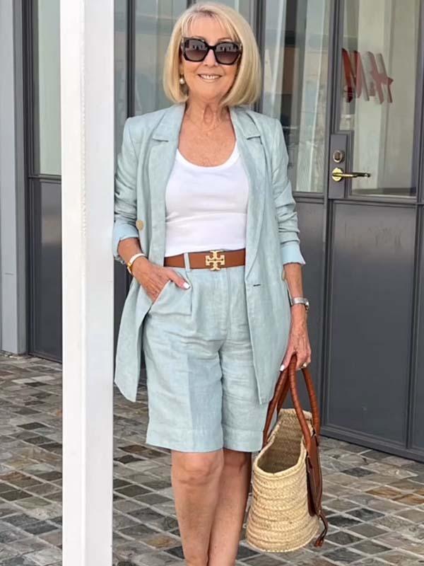 Mirla | Lätt set av blommönstrad jacka och shorts-Eva Jonsson