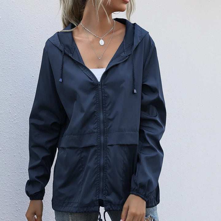 Mirla | Lätt vindjacka med huva-Eva Jonsson