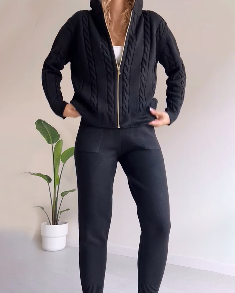Mirla | Lättsamt Jacquard-Cardigan-Set med Twist-Design-Eva Jonsson