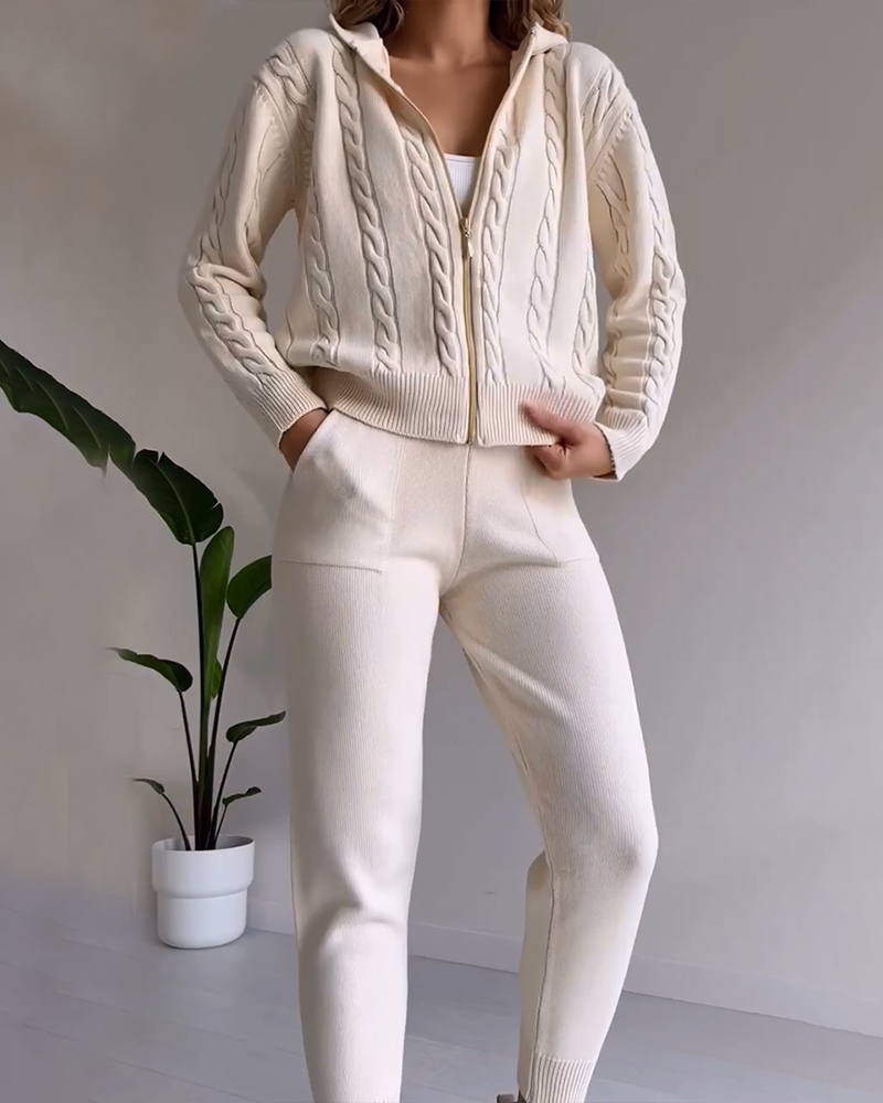 Mirla | Lättsamt Jacquard-Cardigan-Set med Twist-Design-Eva Jonsson