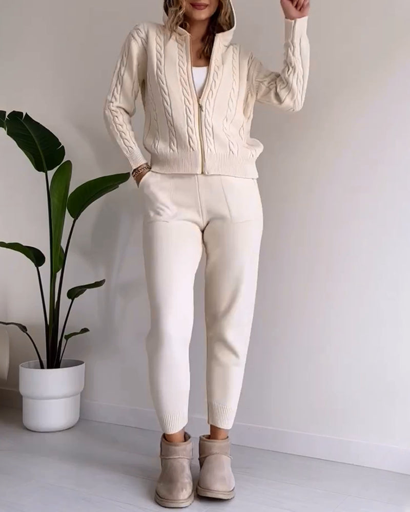 Mirla | Lättsamt Jacquard-Cardigan-Set med Twist-Design-Eva Jonsson