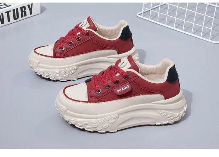 Mirla | Luftgenomsläppliga avslappnade sneakers-Eva Jonsson