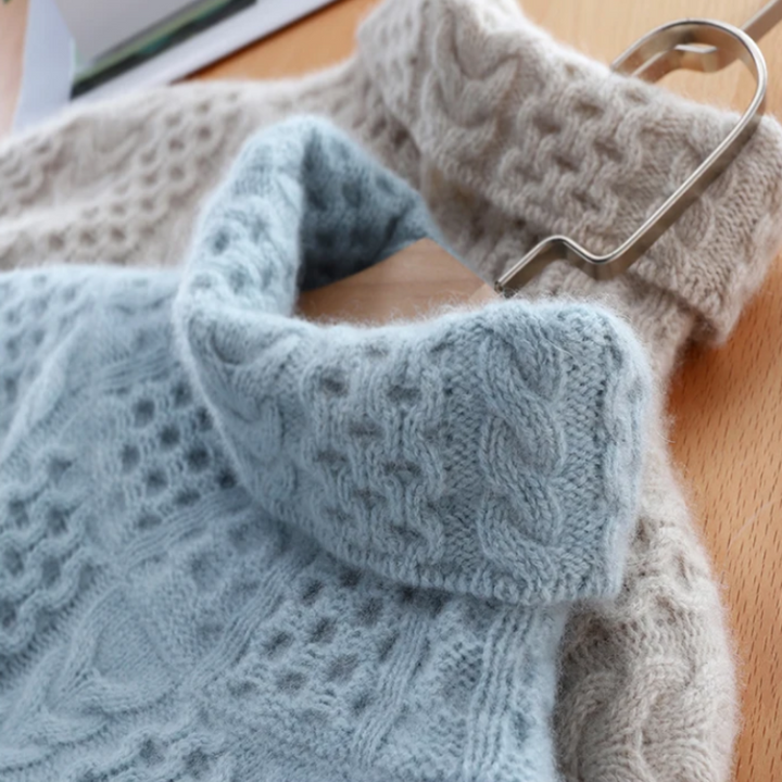 Mirla | Lyxig kashmir-rollkragepullover med rutmönster-Eva Jonsson