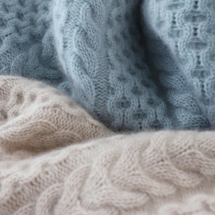 Mirla | Lyxig kashmir-rollkragepullover med rutmönster-Eva Jonsson