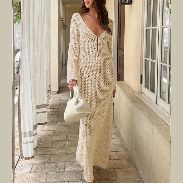 Mirla | Maxi Stickad Klänning Häktextur V-Urringning Lång Ärmar Flödande Boho Stil-Eva Jonsson