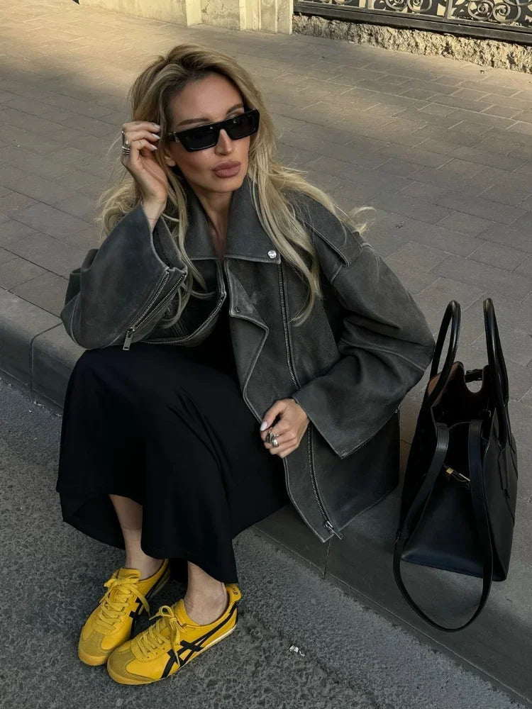 Mirla | Mockajacka - Bekväm Fritidsdesign med Dragkedjefickor-Eva Jonsson