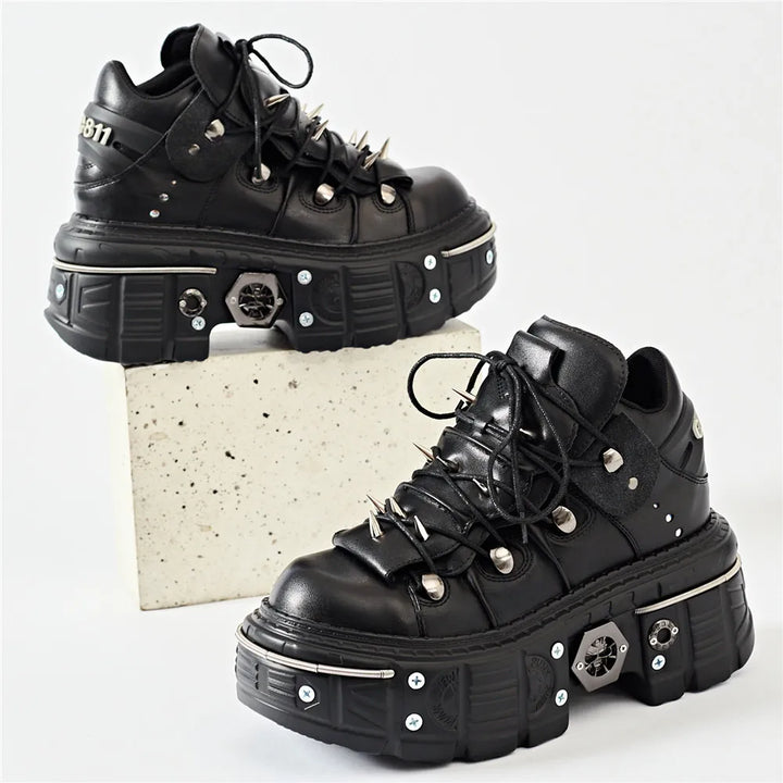 Mirla | Mode kvinnor ankelstövlar dam tunna klackar rund tå snörning metalldekoration sneakers fröken nitar punk goth rock skor-Eva Jonsson
