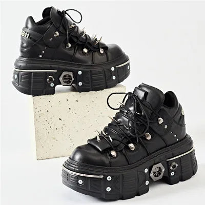 Mirla | Mode kvinnor ankelstövlar dam tunna klackar rund tå snörning metalldekoration sneakers fröken nitar punk goth rock skor-Eva Jonsson