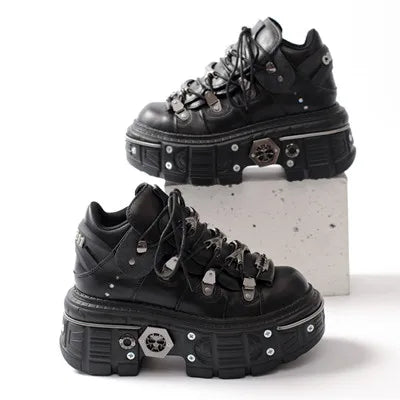 Mirla | Mode kvinnor ankelstövlar dam tunna klackar rund tå snörning metalldekoration sneakers fröken nitar punk goth rock skor-Eva Jonsson