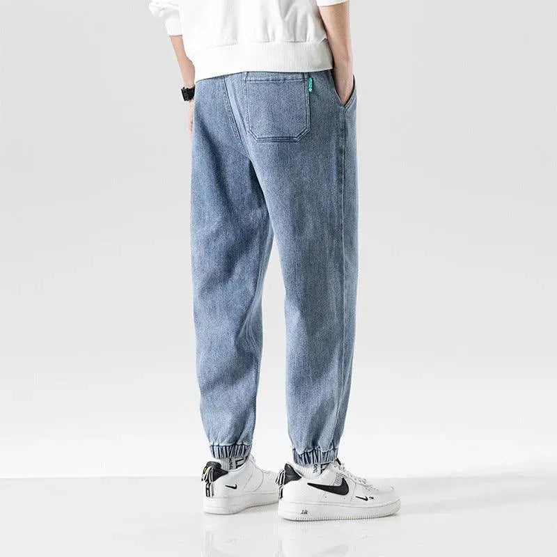 Mirla | Moderiktiga plus-size herrjeans med ankelsnörning-Eva Jonsson