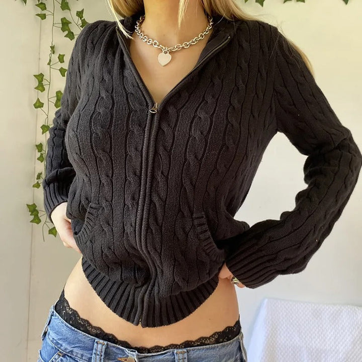 Mirla | Mysig Huvtröja Stickad Cardigan med Knapprad Fram-Eva Jonsson