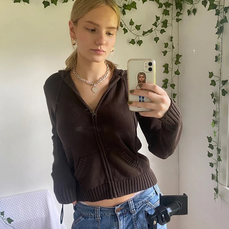Mirla | Mysig Huvtröja Stickad Cardigan med Knapprad Fram-Eva Jonsson
