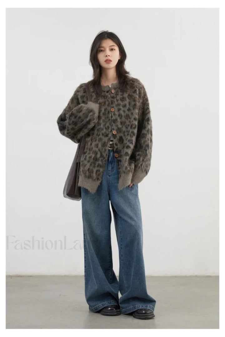 Mirla | Mysig Leopardmönstrad Enfärgad Cardigan-Eva Jonsson