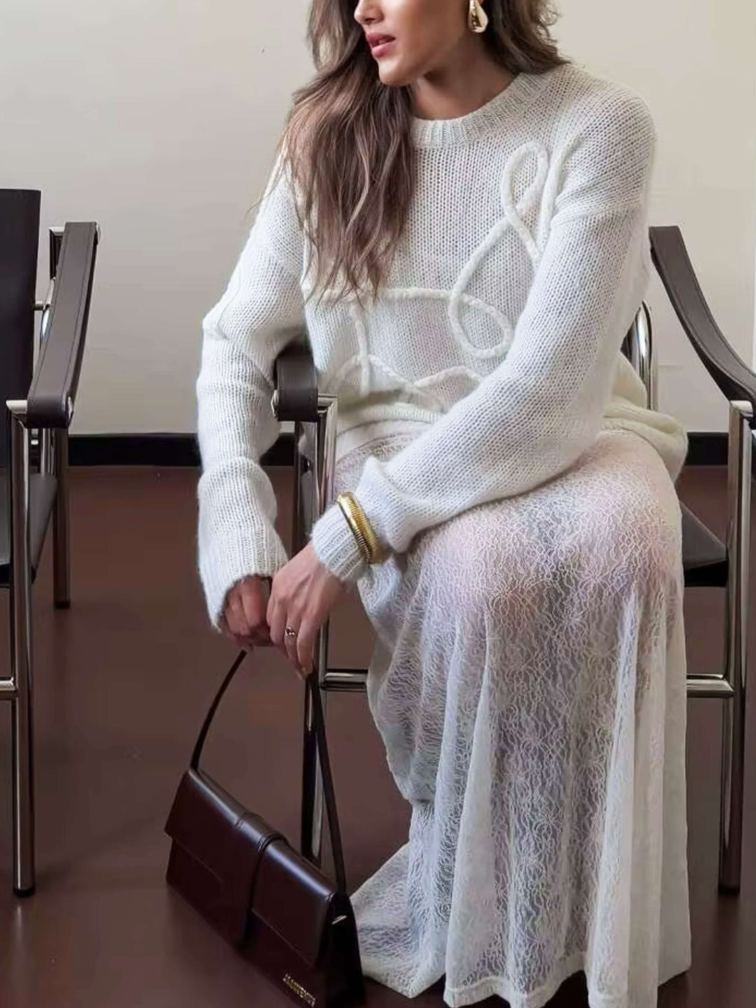 Mirla | Mysig Oversized-Tröja med Eleganta Broderade Detaljer-Eva Jonsson
