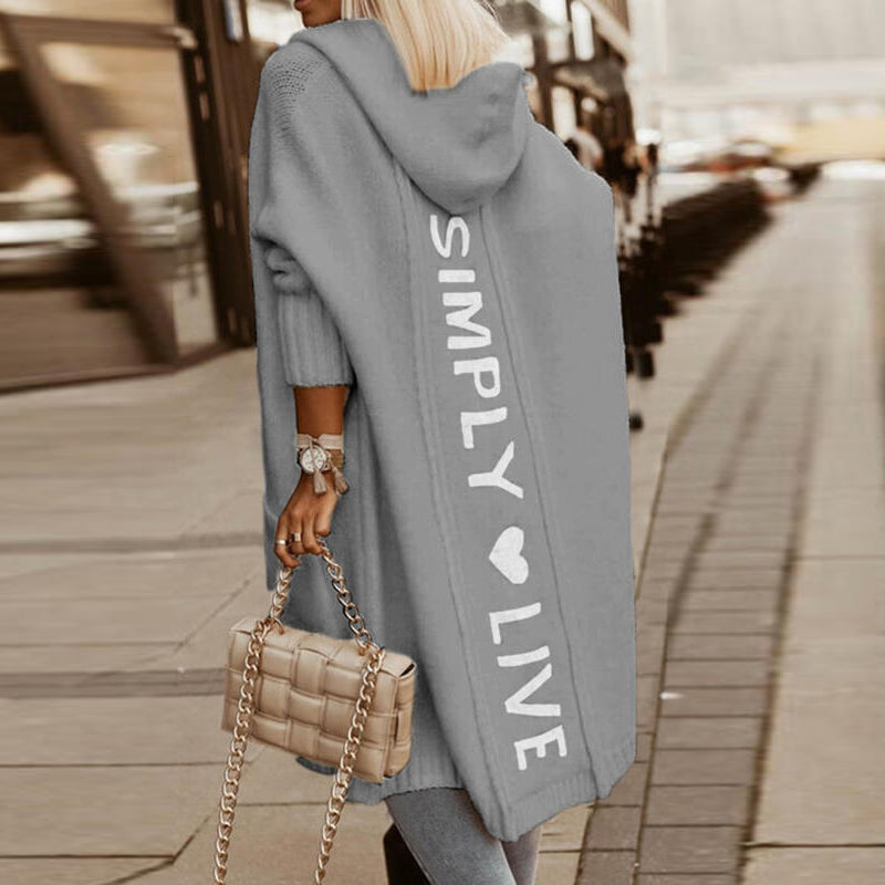 Mirla | Mysig hooded cozy cloak damstickad tröja med bokstäver tryck-Eva Jonsson
