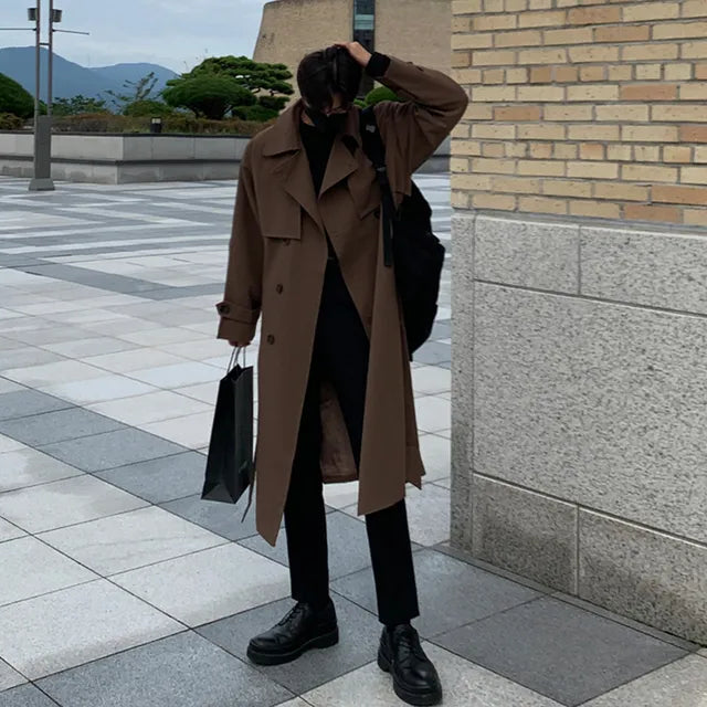 Mirla | Nya höstkappa för herrar Lång, moderiktig ytterrock trenchcoat-Eva Jonsson