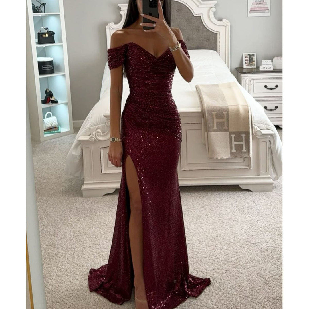 Mirla | Off Shoulder Aftonklänning med Paljetter Elegant Festklänning med Slits och Figurnära Snitt för Festliga Tillfällen-Eva Jonsson