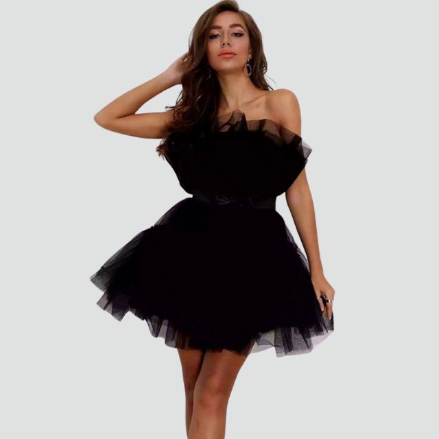Mirla | Off-shoulder tylklänning med lager på lager kjol-Eva Jonsson