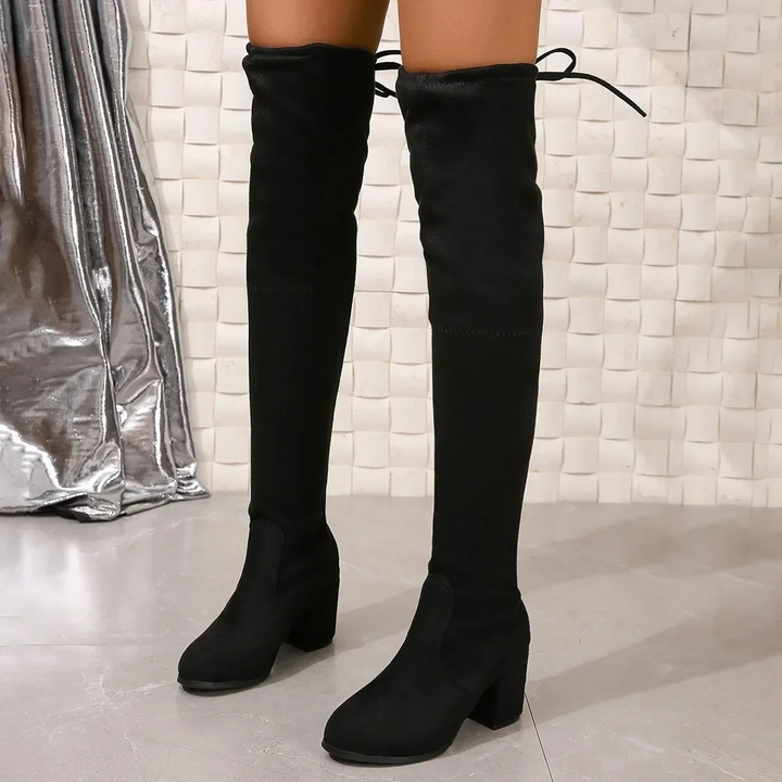 Mirla | Overknee stövlar med låg klack, stretchmaterial, avslappnad design-Eva Jonsson