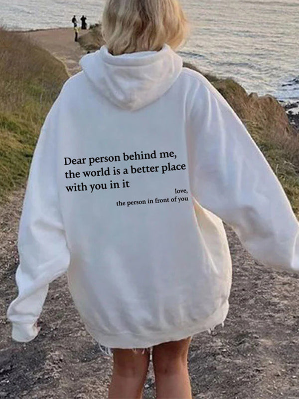 Mirla | Oversized Hoodie med Känguruficka och Snörning och Bokstavstryck-Eva Jonsson