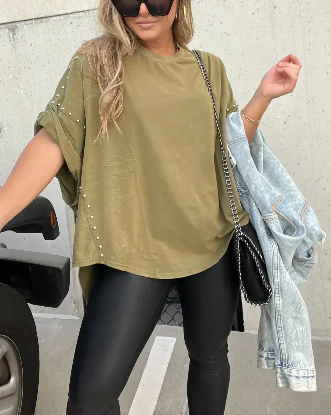 Mirla | Oversized Skjorta med Nitar-Eva Jonsson