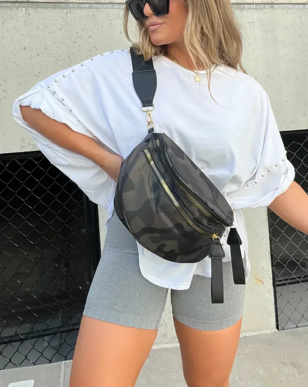 Mirla | Oversized Skjorta med Nitar-Eva Jonsson